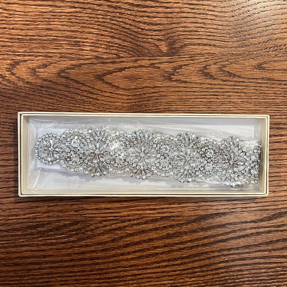 NWT Rhinestone Belt - Picture 4 of 5